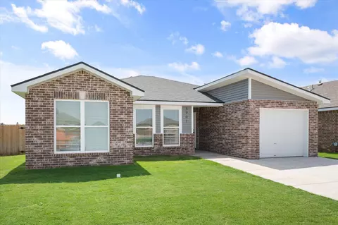 Exterior - 5901 154th Pl, Lubbock, TX 79424 photo 2 of 3