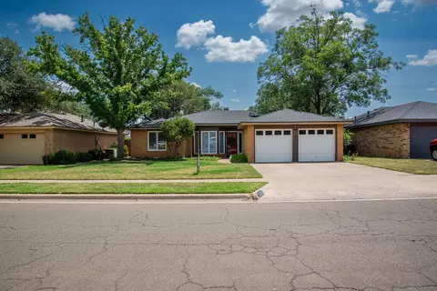5701 90th St, Lubbock, TX 79424
