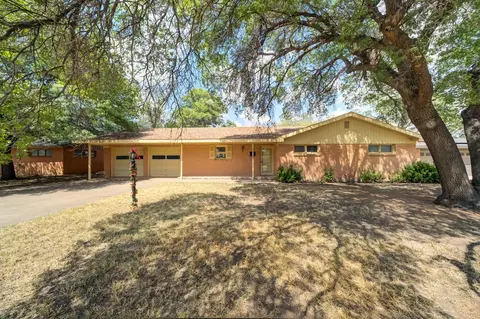 2112 55th St, Lubbock, TX 79412