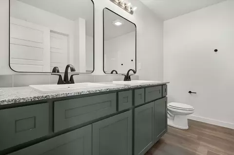 Bath - 5633 Rice St, Lubbock, TX 79416 photo 3 of 3