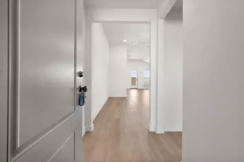 Entry Way - 5633 Rice St, Lubbock, TX 79416 photo 1 of 3