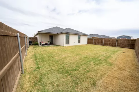 Exterior - 2003 134th St, Lubbock, TX 79423 photo 4 of 5