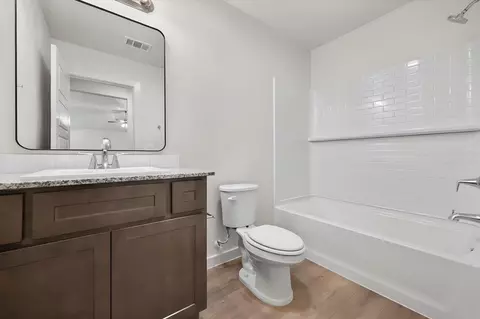Bath - 2404 Harmony Ave, Lubbock, TX 79407 photo 1 of 1