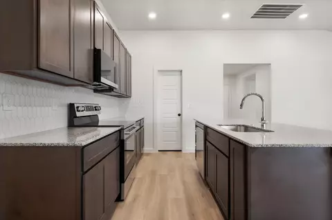Kitchen - 2404 Harmony Ave, Lubbock, TX 79407 photo 2 of 2