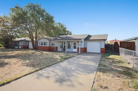 3705 33rd St, Lubbock, TX 79410