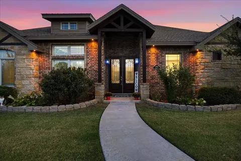1403 Lancelot Ave, Wolfforth, TX 79382