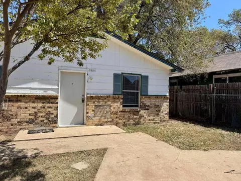 2122 21st St, Lubbock, TX 79411