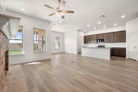 Living - 8513 24th St, Lubbock, TX 79407 photo 2 of 4
