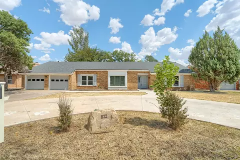 Exterior - 822 Itasca St, Plainview, TX 79072 photo 5 of 13
