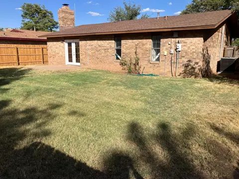 Exterior - 2903 Mesa Dr, Plainview, TX 79072 photo 3 of 3