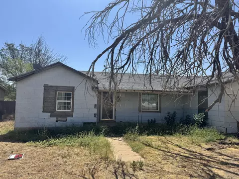 1731 Ave I, Levelland, TX 79336