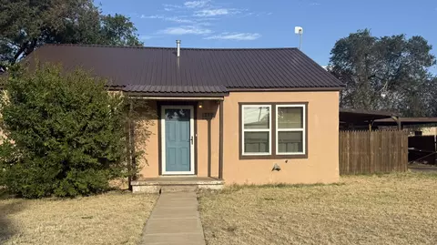 317 S Grain St, Crosbyton, TX 79322