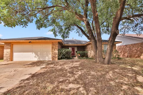 2712 79th St, Lubbock, TX 79423