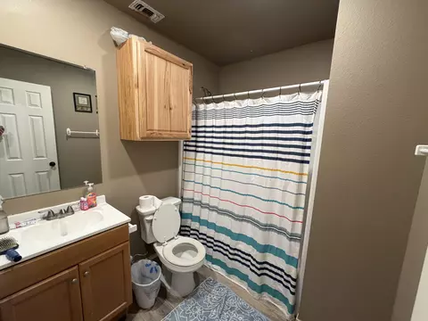Bath - 3608 E 3rd Pl, Lubbock, TX 79403 photo 1 of 2