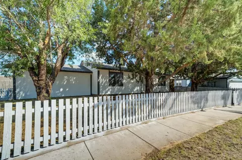 9109 Canton Ave, Lubbock, TX 79423
