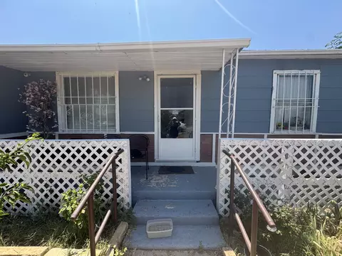 307 39th St, Lubbock, TX 79404