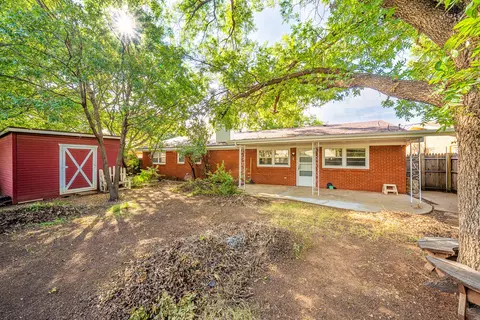 Exterior - 4414 28th St, Lubbock, TX 79410 photo 2 of 4