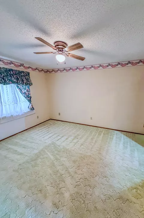 Bedroom - 1370 Fm303, Loop, TX 79342 photo 3 of 4