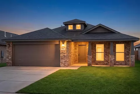 801 E 21st St, Wolfforth, TX 79382