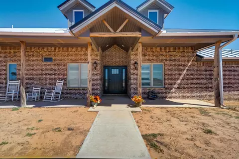 1751 County Road 190, Plains, TX 79355