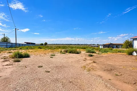 11408 County Road 1300, Wolfforth, TX 79382