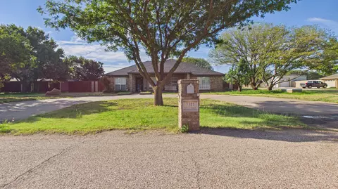 7311 74th St, Lubbock, TX 79424