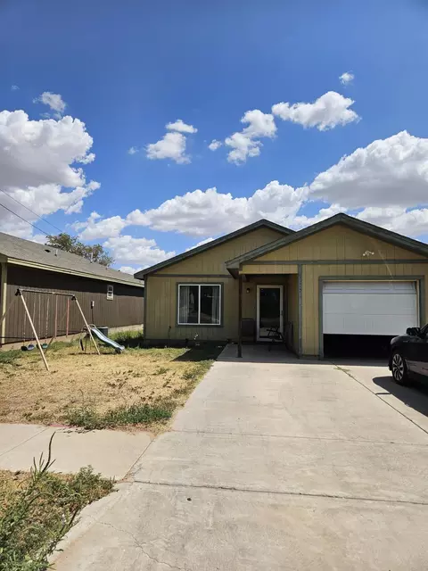 4607 Avenue D, Lubbock, TX 79404