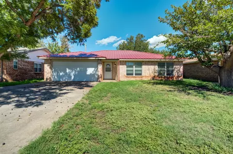 4620 Itasca St, Lubbock, TX 79416