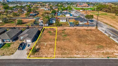 323 N Avenue Q, Lubbock, TX 79415