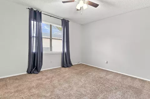 Bedroom - 1003 Cedar Ave, Idalou, TX 79329 photo 5 of 6