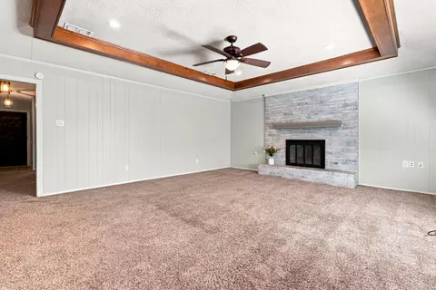 Living - 1003 Cedar Ave, Idalou, TX 79329 photo 3 of 5