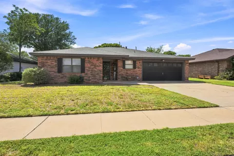 Exterior - 1003 Cedar Ave, Idalou, TX 79329 photo 2 of 5