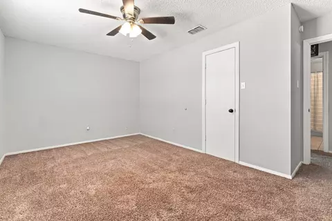 Bedroom - 1003 Cedar Ave, Idalou, TX 79329 photo 4 of 6