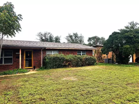 4208 39th St, Lubbock, TX 79413