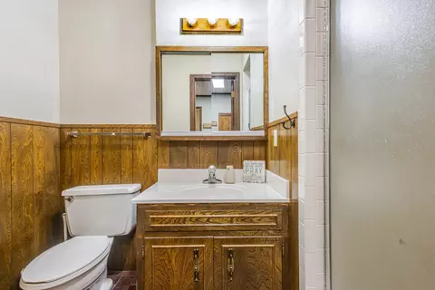 Bath - 1311 Itasca St, Plainview, TX 79072 photo 1 of 6