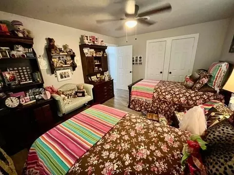 Bedroom - 1213 Dallas St, Plainview, TX 79072 photo 5 of 6