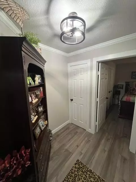 Entry Way - 1213 Dallas St, Plainview, TX 79072 photo 2 of 2