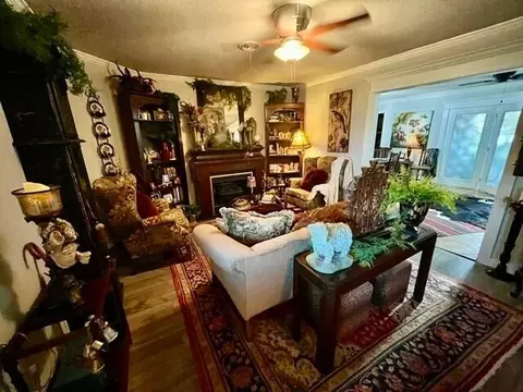 Living - 1213 Dallas St, Plainview, TX 79072 photo 1 of 4