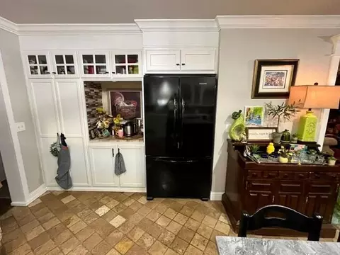 Kitchen - 1213 Dallas St, Plainview, TX 79072 photo 2 of 5