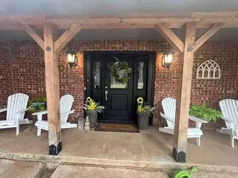 Exterior - 1213 Dallas St, Plainview, TX 79072 photo 3 of 17
