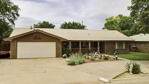 235 E 27th St, Littlefield, TX 79339