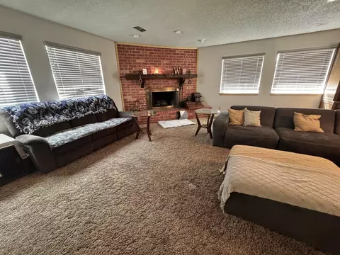 Living - 1720 Canyon St, Plainview, TX 79072 photo 2 of 5