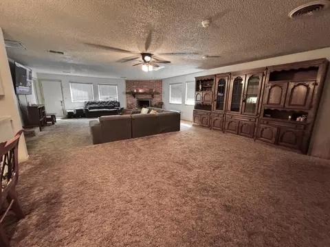 Living - 1720 Canyon St, Plainview, TX 79072 photo 1 of 5