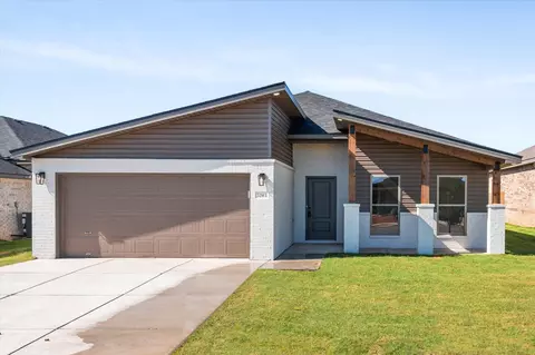 3203 Harvest Ave, Wolfforth, TX 79382