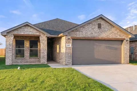 803 E 21st St, Wolfforth, TX 79382