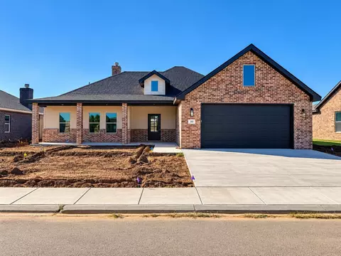 315 Cowboy Ln, Wolfforth, TX 79382