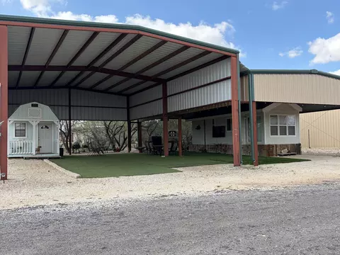 2761 Laguna Vista Dr, Justiceburg, TX 79330