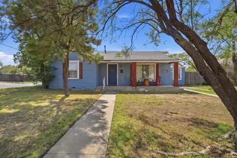 2601 30th St, Lubbock, TX 79410