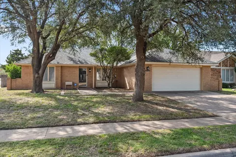 3701 100th St, Lubbock, TX 79423