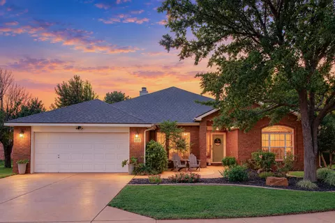 5833 88th St, Lubbock, TX 79424